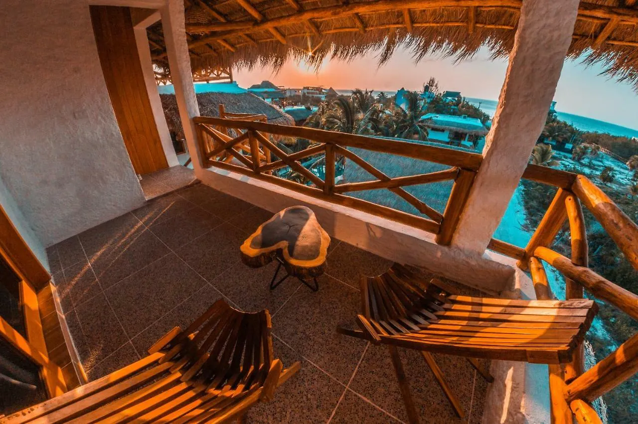 Ensueno Holbox & Beach Club